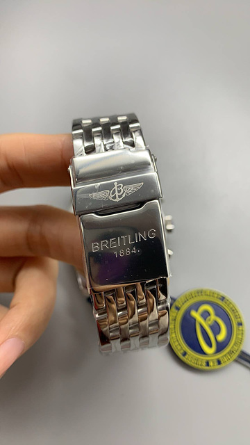 브라이틀링 네비타이머 크로노 상세 이미지 8