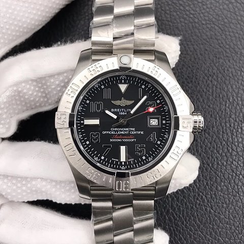 브라이틀링 어벤져 gmt 43mm